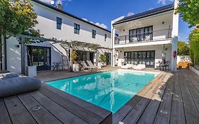 Whale Rock Luxury Lodge